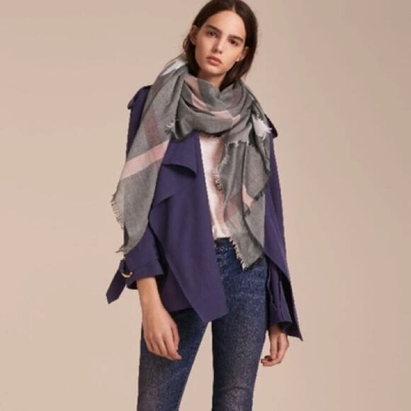 Burberry Plaid Patterned Scarf - Gray and Pink - Picture 2 of 9